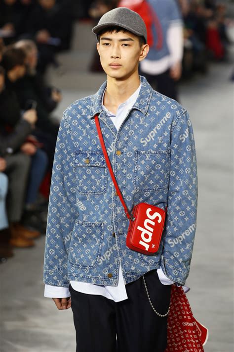 louis vuitton x supreme 2017